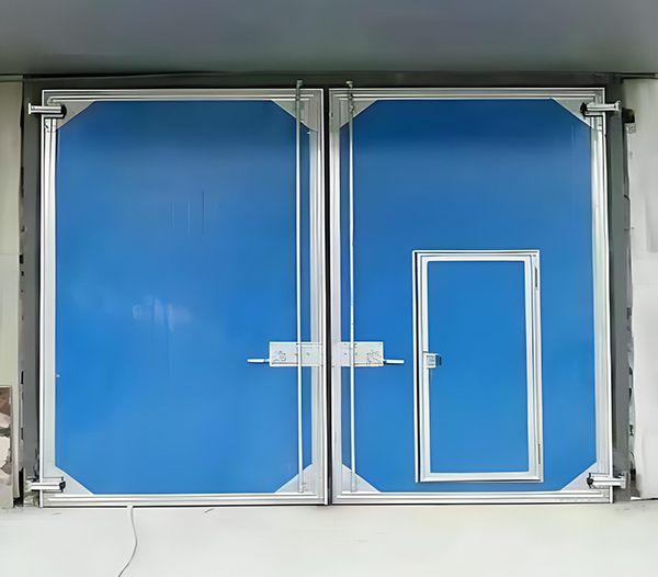 宝塔工业平开门