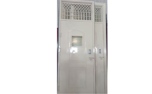 宝塔学校教室门