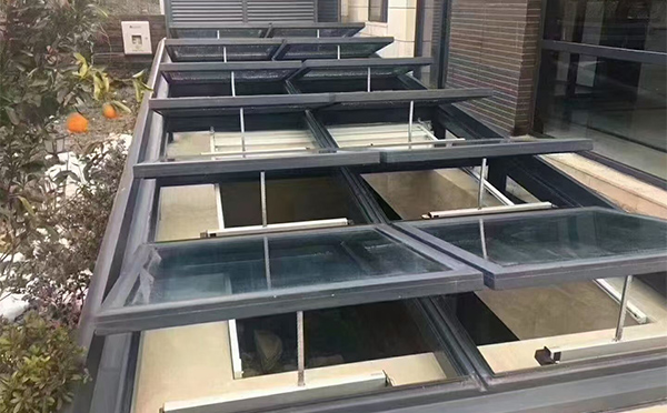 某轨道交通车辆维修车间宝塔排烟窗应用