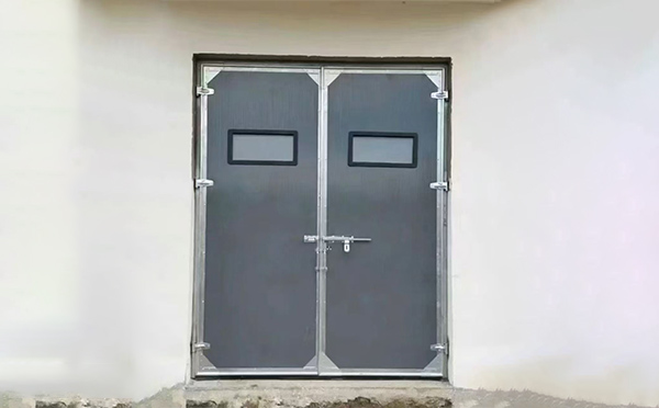 宝塔工业门在高温作业区域的运行表现